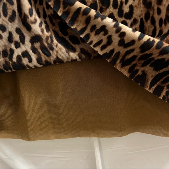 CHICO’S TOP, Size 0 / S, Tan & Brown Long Sleeve Animal Print Off the Shoulder - Picture 5 of 12